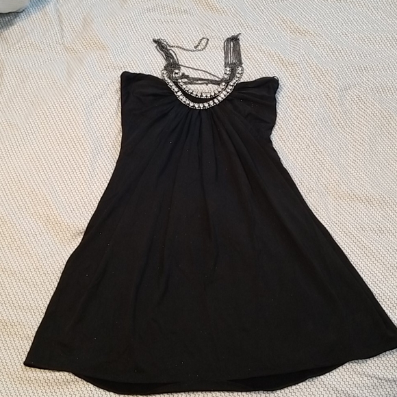 Dress - Picture 1 of 2